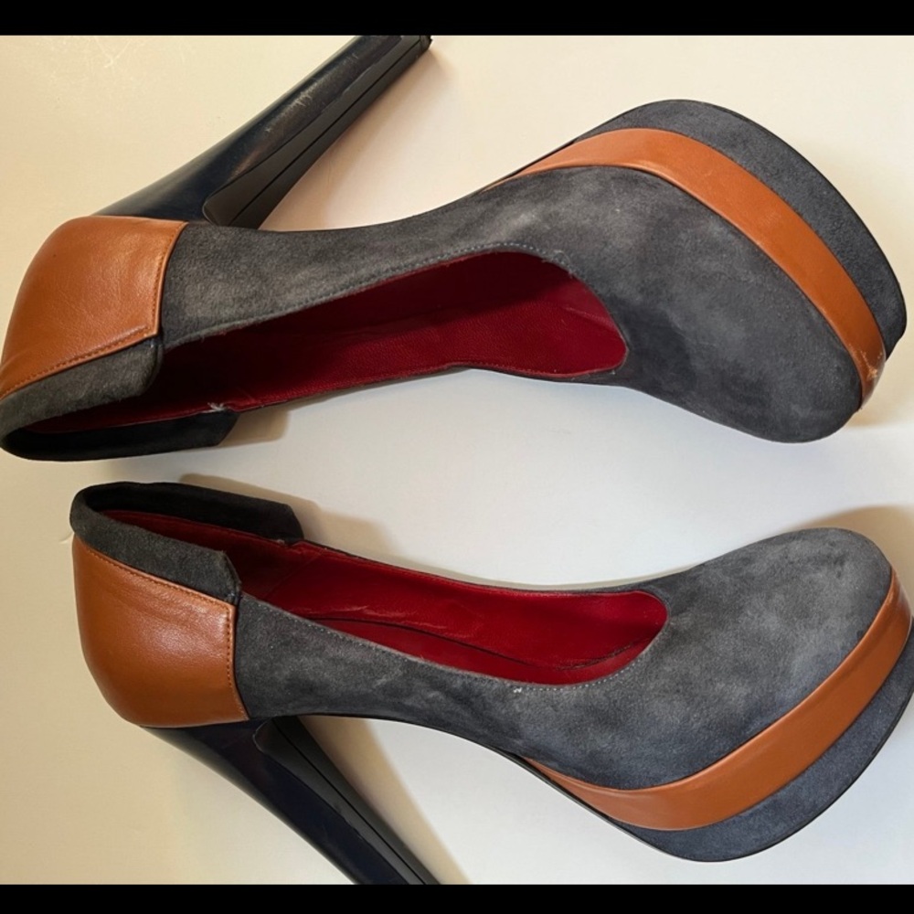 Chanel high heels - Picture 4 of 11